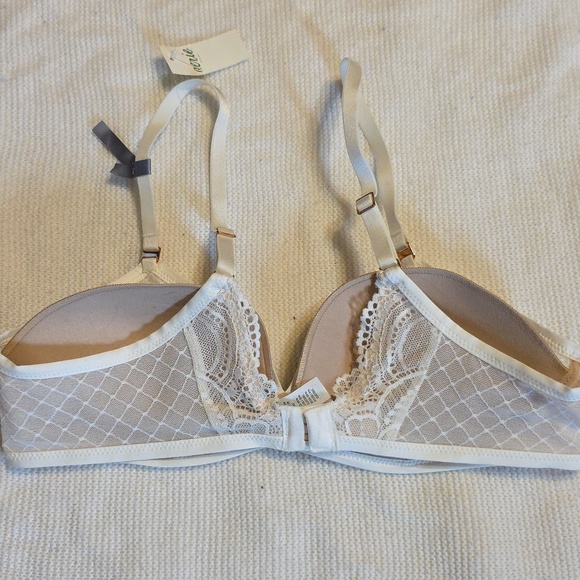 New With Tags Aerie Lace Underwire Bra in Ivory 36A - Picture 2 of 4
